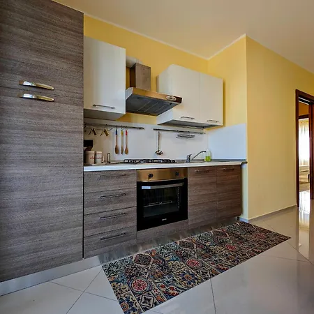 Casa de Férias Oikia Vacanze Casa Di Chica *