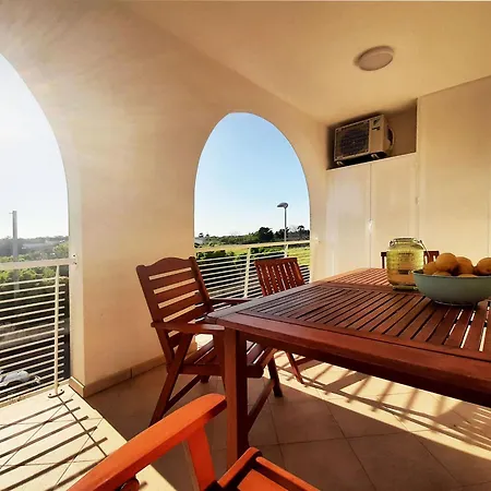 Oikia Vacanze Casa Di Chica Casa de Férias *