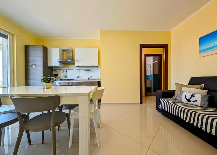 Holiday home Oikia Vacanze Casa Di Chica