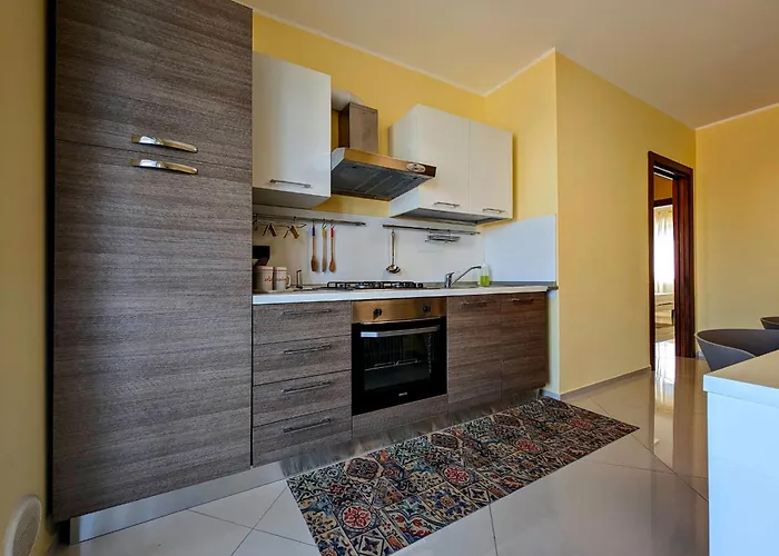 Holiday home Oikia Vacanze Casa Di Chica *